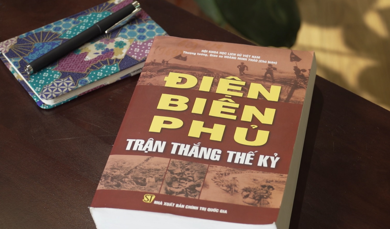 SÁCH HAY THAY ĐỔI CUỘC ĐỜI: ĐIỆN BIÊN PHỦ - TRẬN THẮNG THẾ KỶ